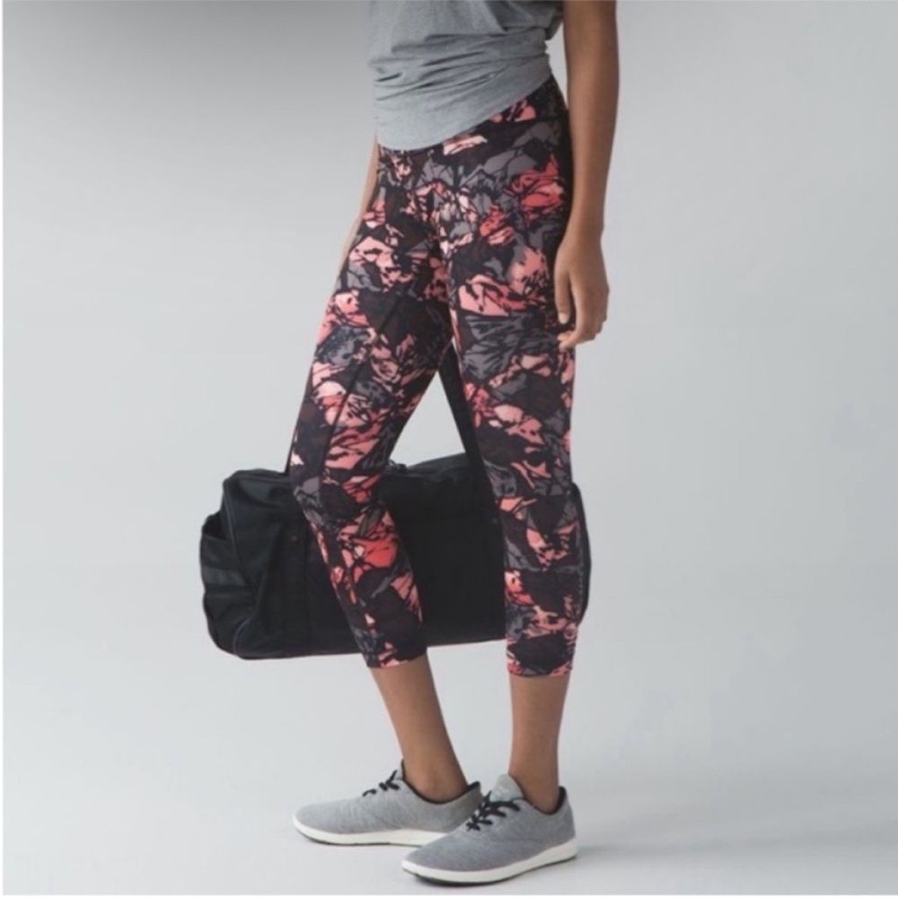 Lululemon Paint Storm Espresso Multi High Times Pants